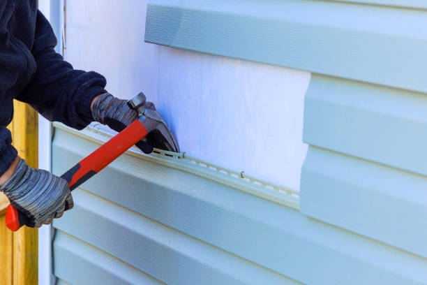 Reliable Emergency Siding Repair contractor in Yorktown, TX by Squared Siding